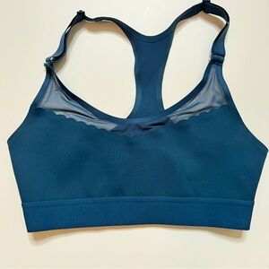 Victoria's Secret Bra with Adjustable Straps Women's Size Small